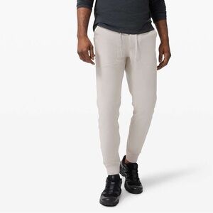 lululemon athletica Men's Joggers off white